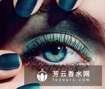 涂上睫毛膏总是掉渣怎么办 是因为质量不好吗