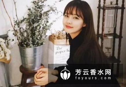 雅诗兰黛130是什么颜色?显白吗?网友:雅诗130显白