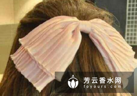 摩根烫用什么药水烫好?要烫多久:摩根烫的方法比传统的烫头发小