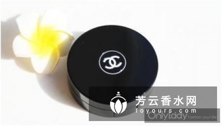 香奈儿米色时尚蜜粉饼多少钱适合什么肤质