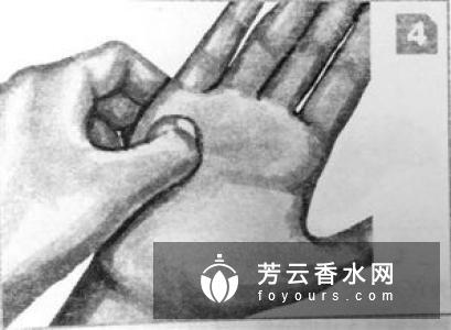 副乳怎么按摩消除?副乳和乳腺增生的区别?
