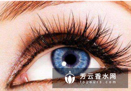 戴假睫毛有什么危害 怎么保养眼部
