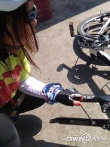 骑动感单车消耗多少卡路里 对女生有什么坏处吗