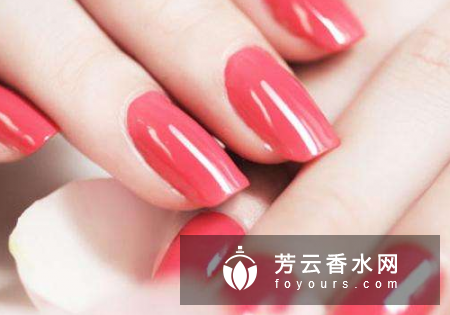 指甲油很难干怎么办 贴片美甲能维持多久