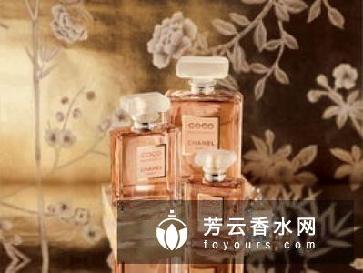 香奈儿轻盈蜜粉好用吗 怎么使用