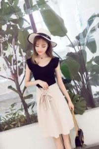 女生几岁腋下开始长毛 怎么穿无袖