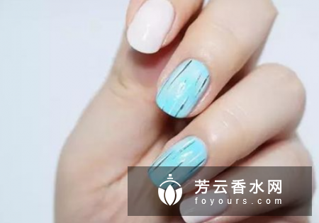 做美甲照灯的顺序 照灯多长时间为好