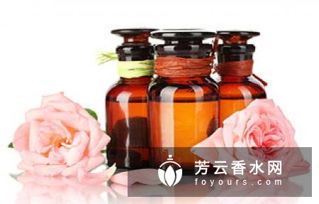 玫瑰精油可以直接涂脸上吗 怎么用