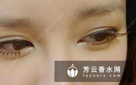 戴假睫毛有什么危害 怎么保养眼部