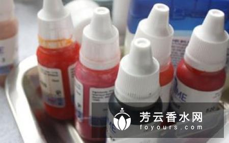 美瞳一天戴多长时间 怎样判断是否过期