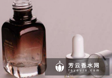 精华液和水哪个先用 和乳液面霜哪个先用