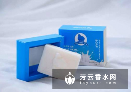 奶皂为什么用完揉搓肌肤会紧绷 和卸妆水分别适合什么肤质