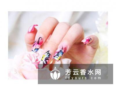 美甲起翘是什么原因 怎么办