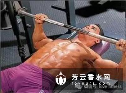 卧推怎么呼吸 怎么加重量