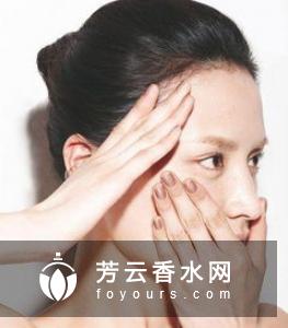 太阳穴长痘痘是什么原因 怎么办