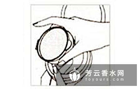 阿玛尼粉饼安装步骤图 气垫有替换装吗