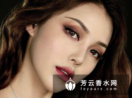 2019流行什么样眉形 适合什么脸型