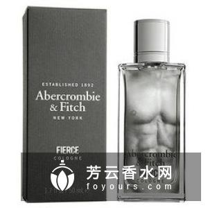 香水可以喷衣服上吗 是喷在衣服上还是身体