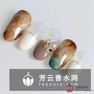 大理石美甲怎么做教程 怎么淡化线条