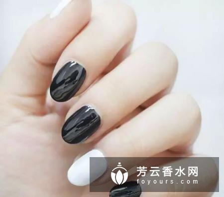 大理石美甲怎么做教程 怎么淡化线条