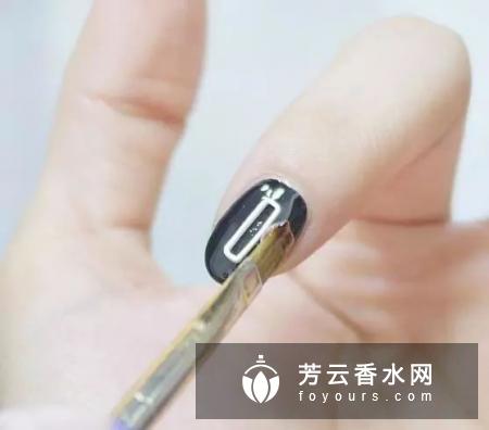 大理石美甲怎么做教程 怎么淡化线条