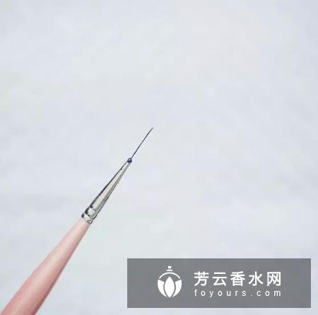大理石美甲怎么做教程 怎么淡化线条